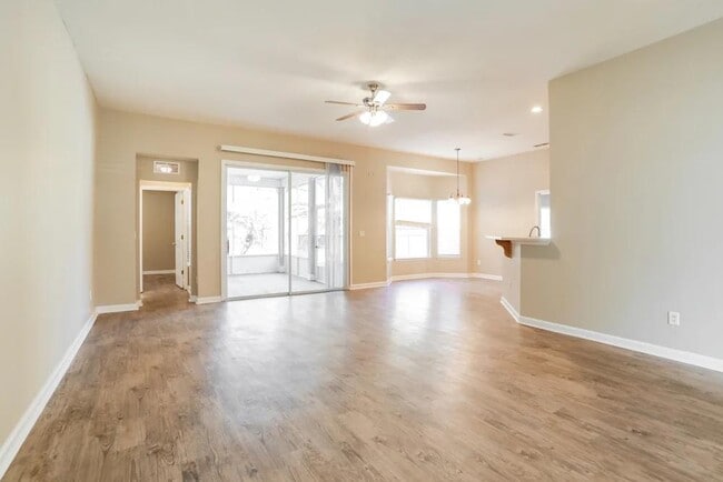 Building Photo - 19512 Leadwell St