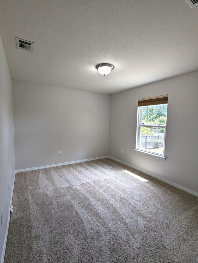 Building Photo - 8249 Escola St