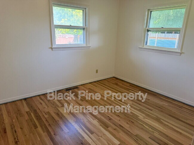 Building Photo - 8020 W King St