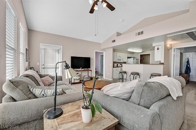 Building Photo - 10550 W Alexander Rd