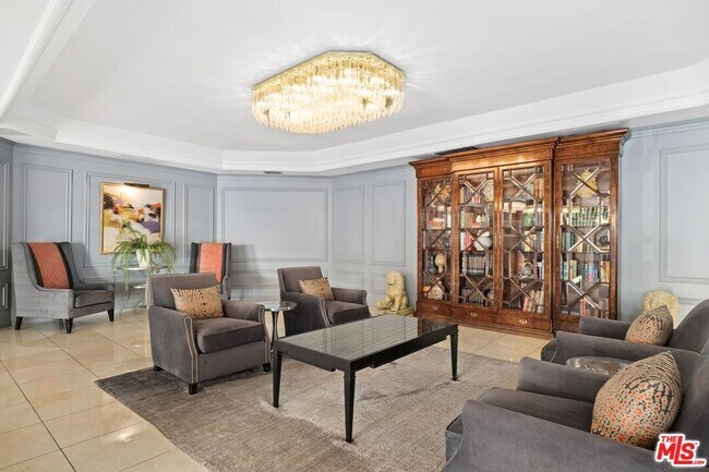 Building Photo - 10660 Wilshire Blvd