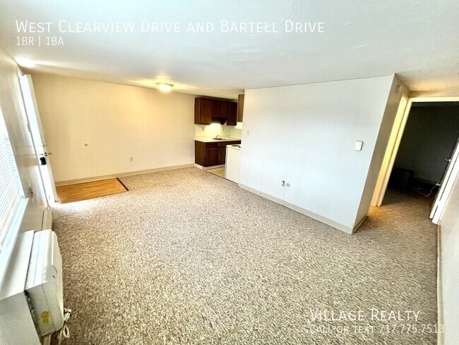 Building Photo - 91 W Clearview Dr