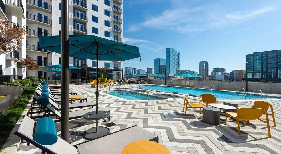 Building Photo - 1801 Patterson St