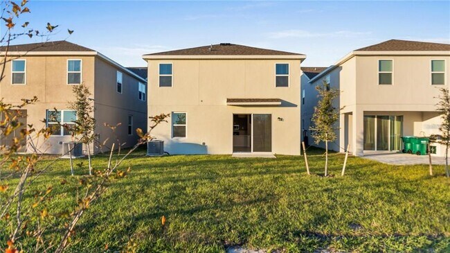 Building Photo - 14503 Crestavista Ave