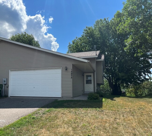 Building Photo - 14974 Glenbrook Ave N