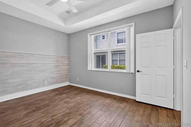 Building Photo - 4948 Fulton St