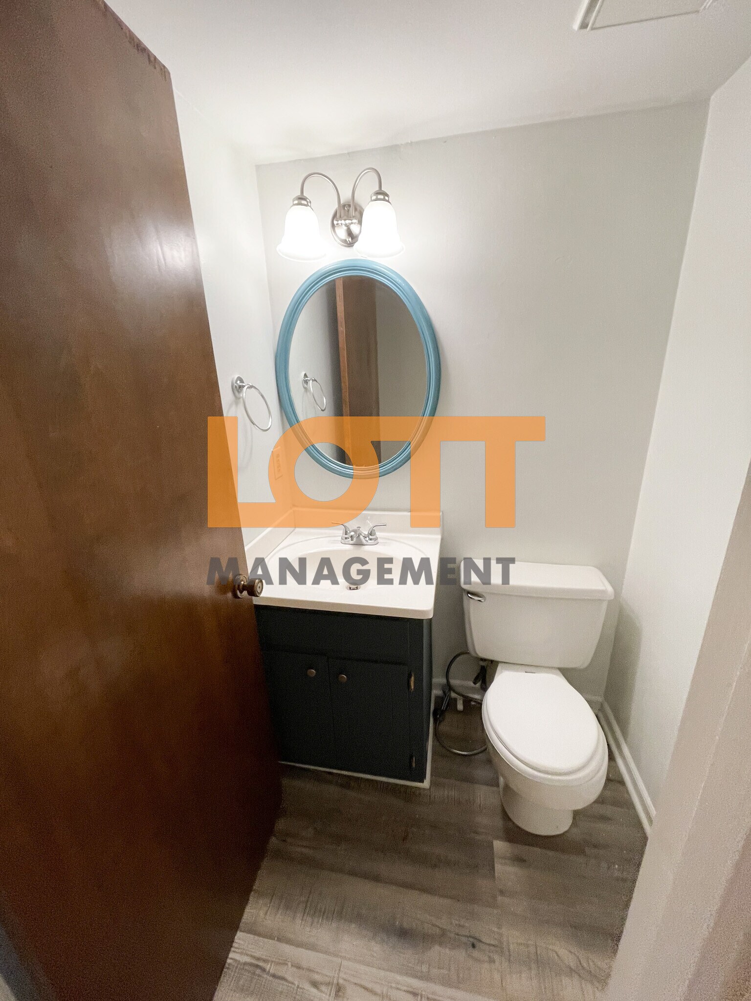 Building Photo - 31 Saint Mark Rd