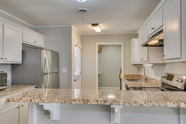 Building Photo - 3423 Cannongate Dr