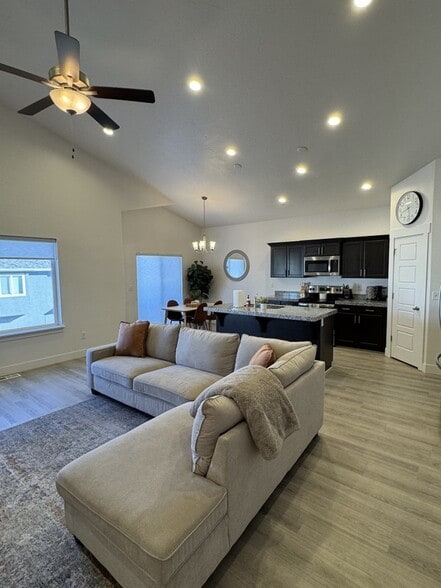 Building Photo - 7258 Crystal Brook Dr