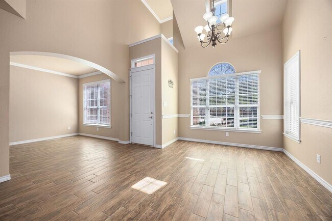 Building Photo - 2403 Beeleigh Ct