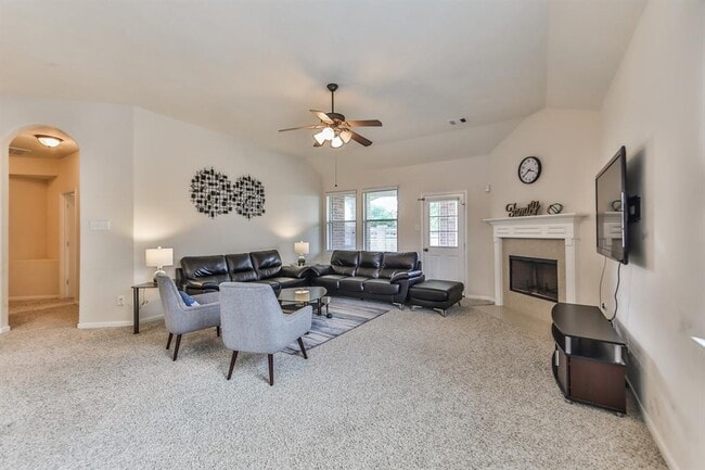 Building Photo - 6511 Lavender Bend Ln