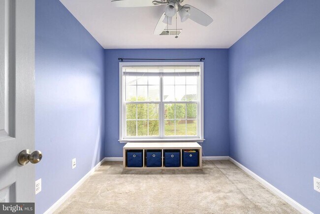 Building Photo - 2372 Battery Hill Cir