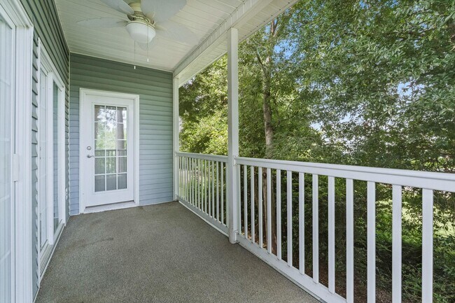 Building Photo - 5026 Belleglen Ct