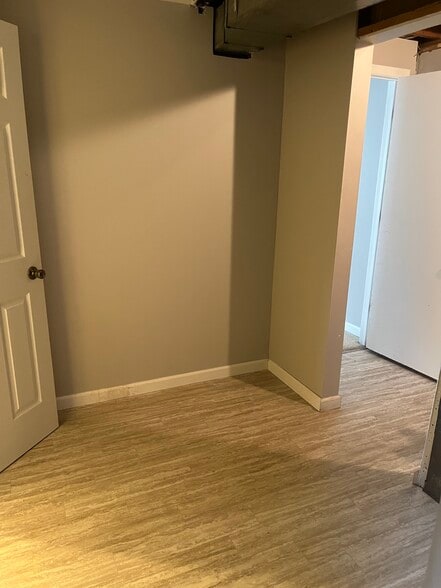 Laundry room/storage space - 502 Sunnyside Ln