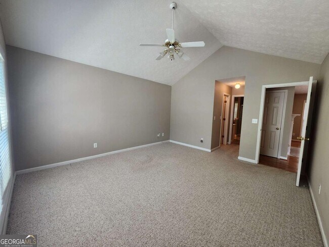 Building Photo - 1052 Ludwick Way