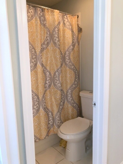 Building Photo - Beautiful 4 bedroom/3 bathroom Home