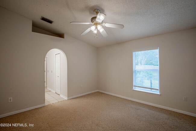 Building Photo - 3158 Ash Harbor Dr E