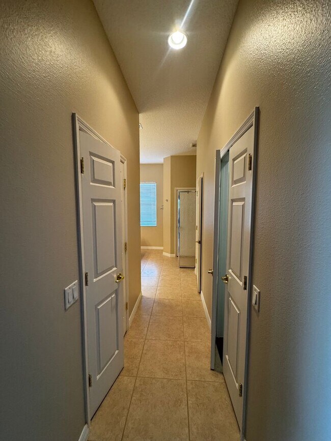 Building Photo - For Rent |Active 55+ Spacious 3BR Home in Candler Hills at On Top of the World – Private Cul-de-S...