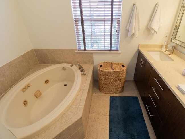 Building Photo - 73 Osprey Ct