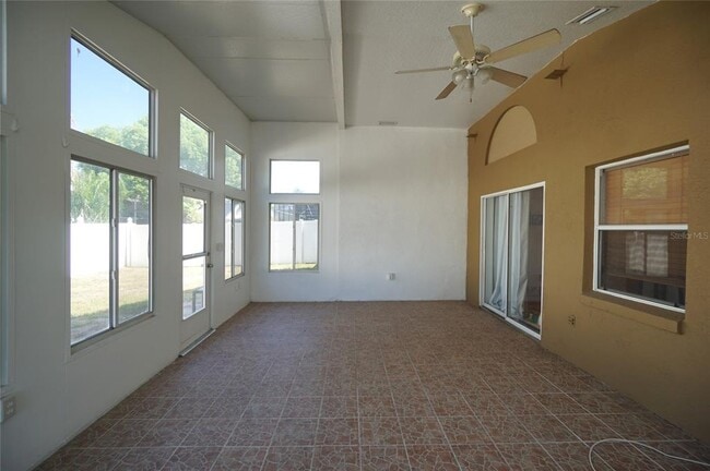 Building Photo - 6921 Jamestown Manor Dr
