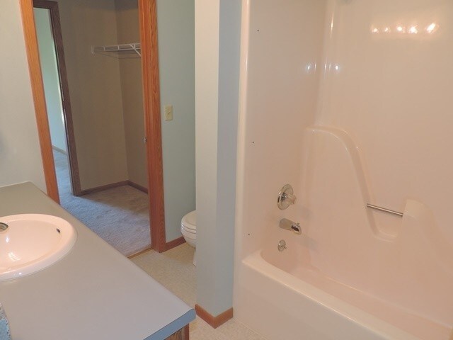Building Photo - SUBLEASE AVAILABLE NOW