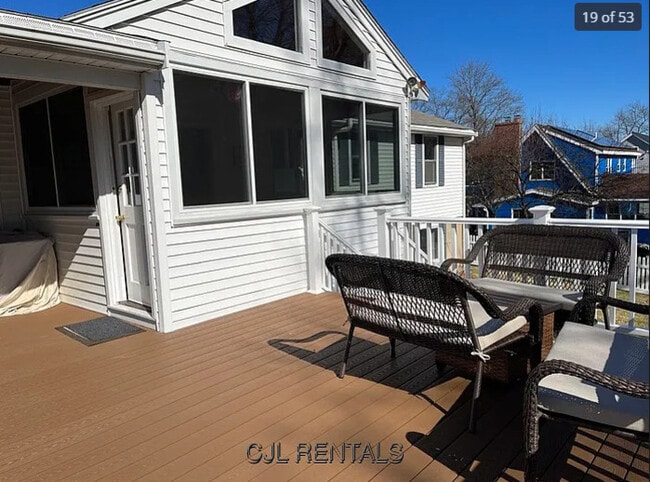 Building Photo - 41 Beaverbrook Rd