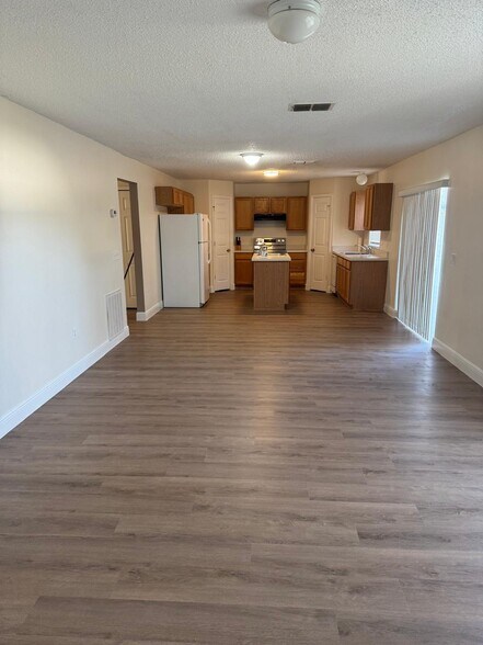 Building Photo - 11718 Pethrick Dr