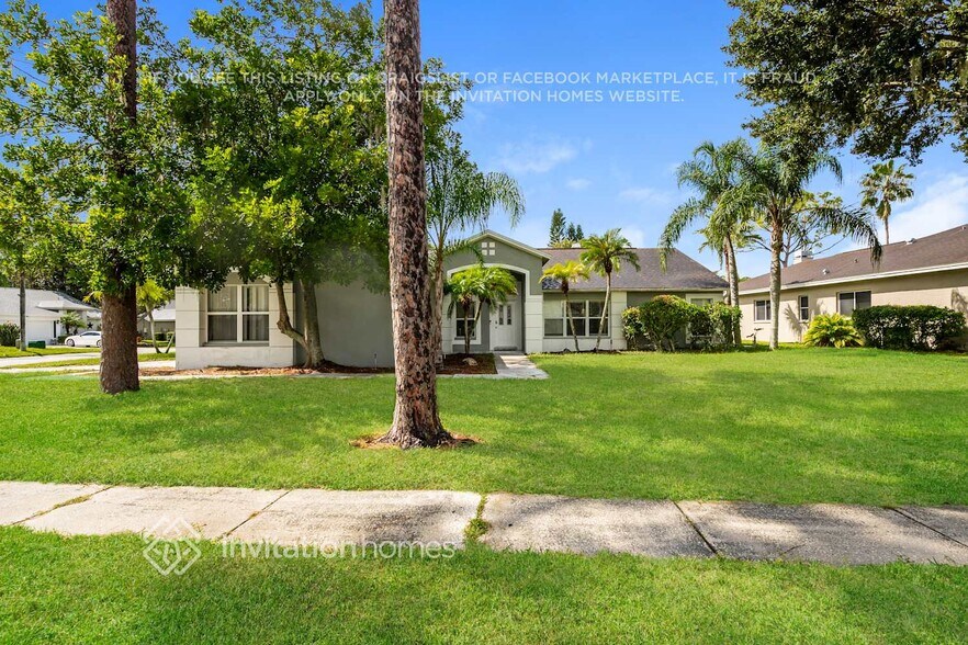 Primary Photo - 4300 Ridgemoor Dr N