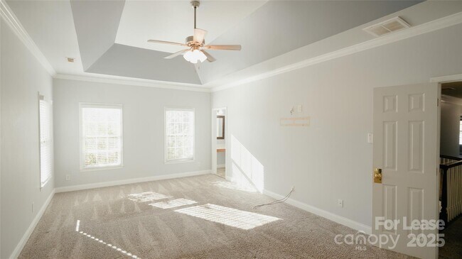 Building Photo - 12325 Summer Breeze Ct