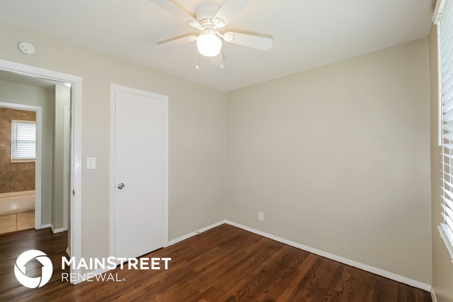Building Photo - 3612 Randall Dr