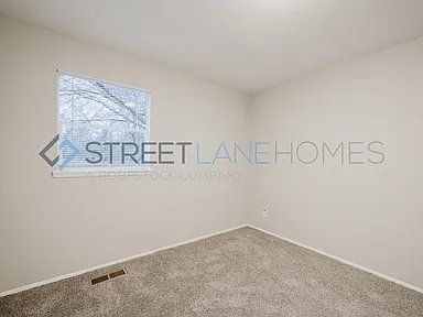 Building Photo - 244 Wickham Dr