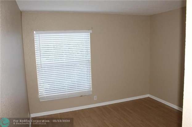 Building Photo - 316 Sunshine Dr