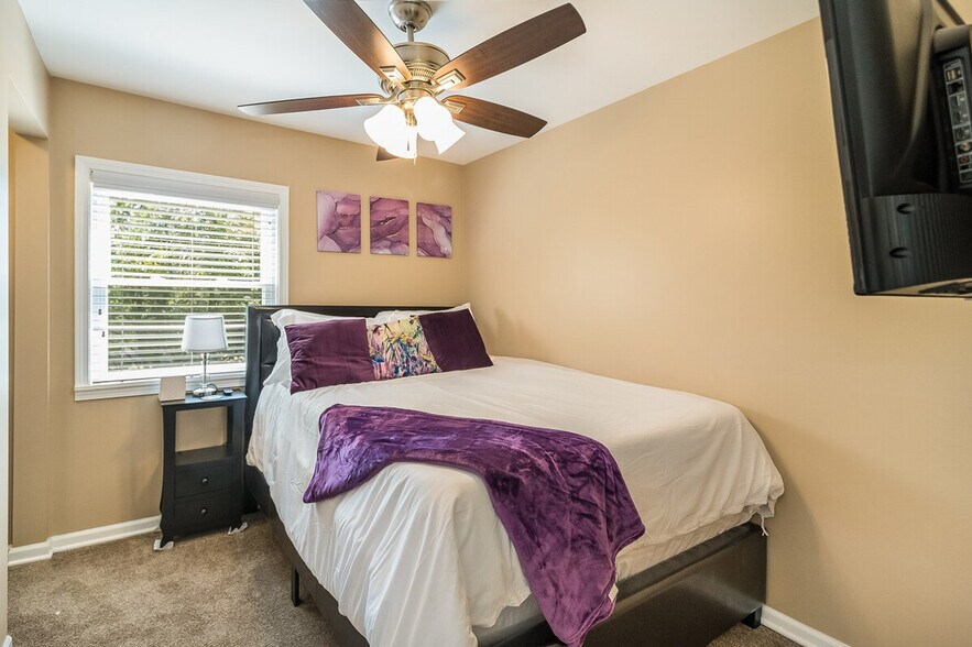 Building Photo - 16 W Edward St