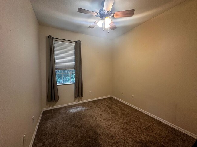 Building Photo - RIVER RUN COACH HOMES CONDO - 3BR/2BA - NE...