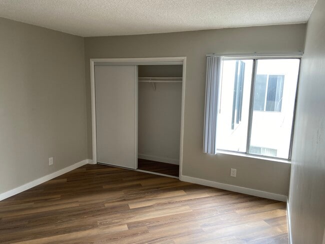 Building Photo - The Claridge Apartments