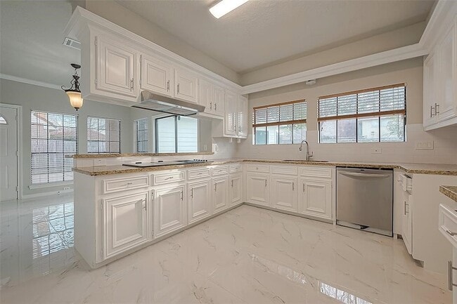 Building Photo - 3127 Ashfield Dr