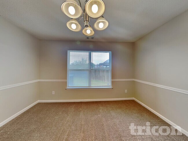 Building Photo - 4348 Persian Ct SW