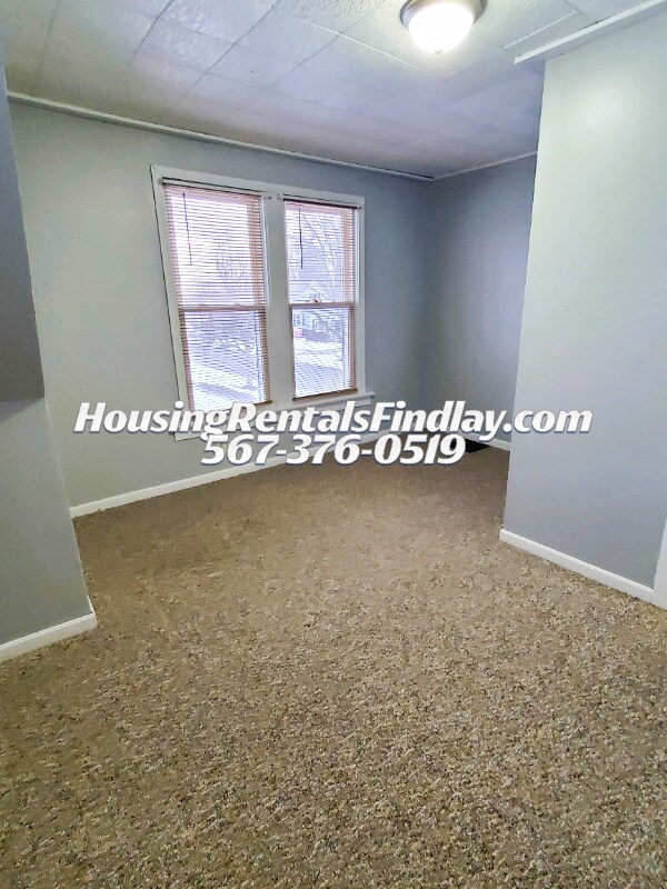 Building Photo - 333 Portz Ave