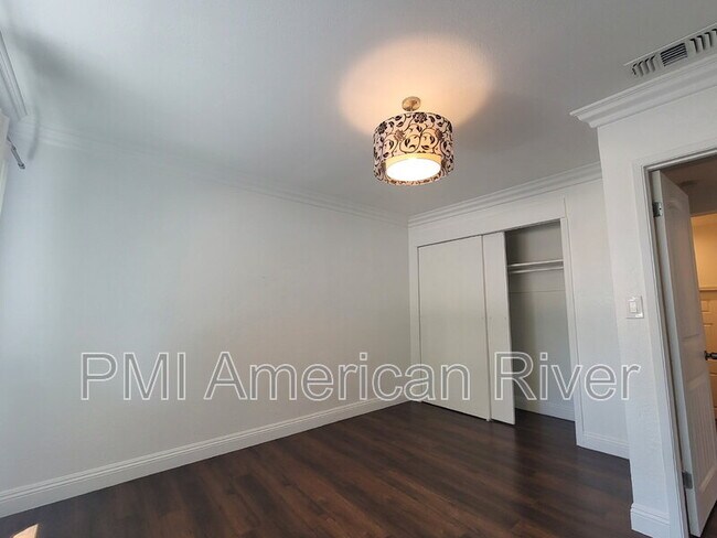 Building Photo - 4201 56th St