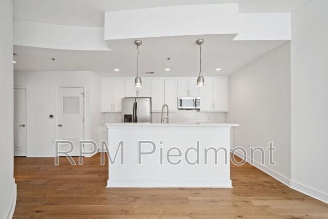 Building Photo - 44 Peachtree Pl NW