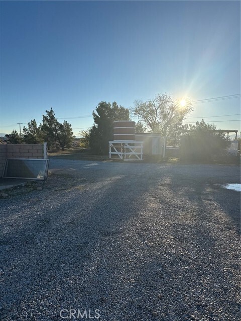 Building Photo - 16100 Navajo Rd