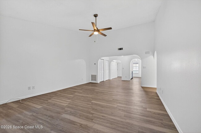 Building Photo - 2107 Hidden Grove Ln