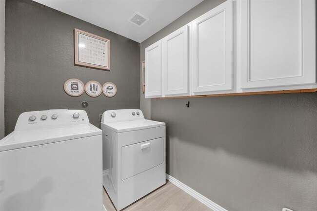 Building Photo - 12607 Taymouth Manor Dr