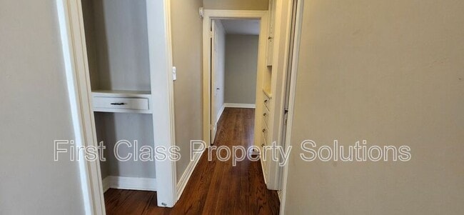 Building Photo - 1126 NW 55th St