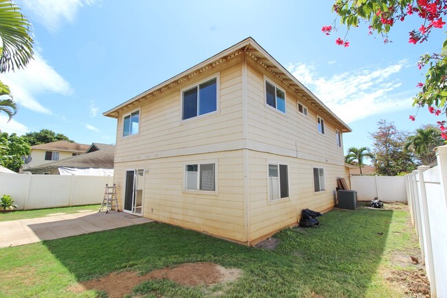Building Photo - Island Living in Peaceful Piilani Village ...