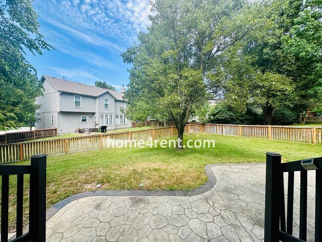 Building Photo - A Fantastic Four Bedroom, Olathe Home w/ N...