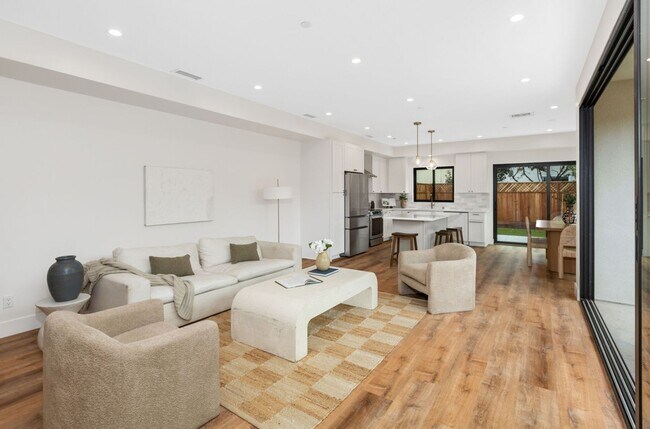 Building Photo - Long Term, Unfurnished Rental in Imperial Beach