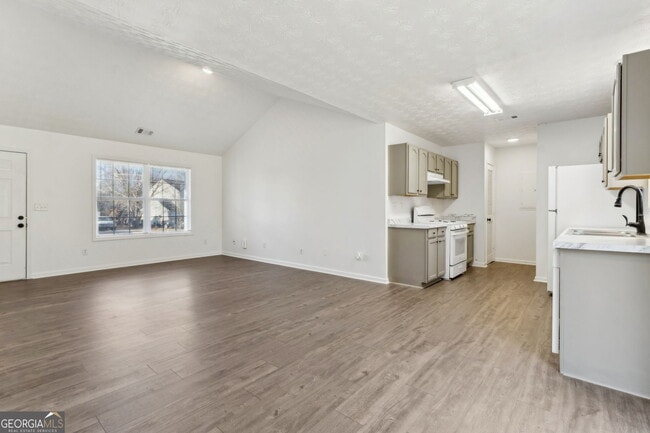 Building Photo - 410 Shenandoah Ct