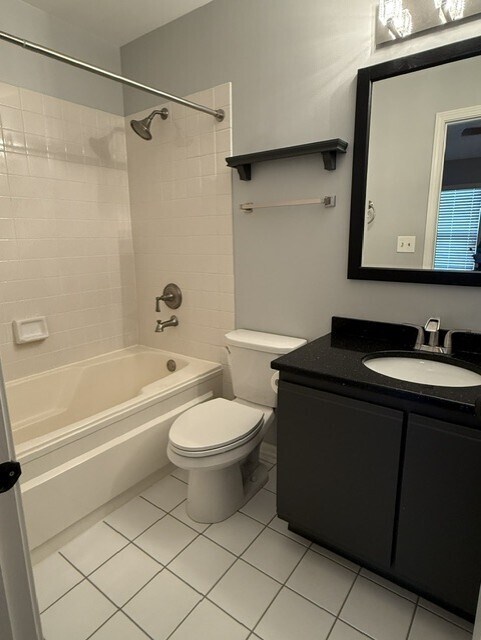 Building Photo - 340 Glen Leven Ct