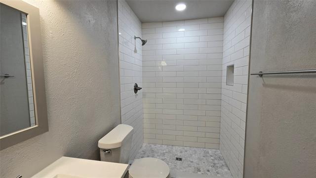 Building Photo - 2813 Ripplewood Dr